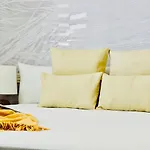 Canaryislandshost L