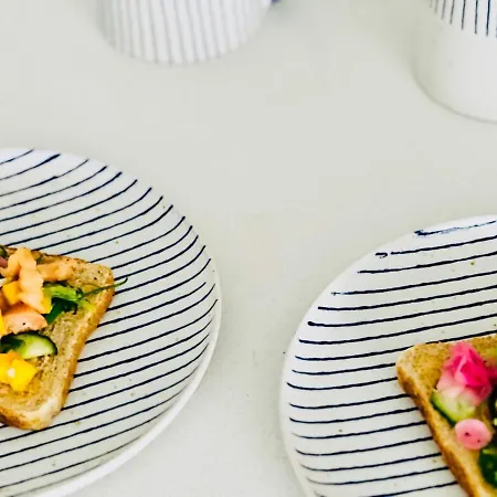 Canaryislandshost L * Playa Blanca