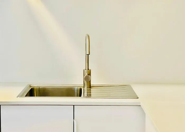 Canaryislandshost L *